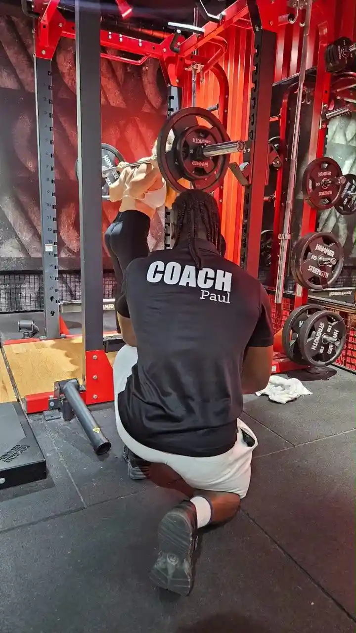 Coach musculation Montpellier - séance de coaching sportif avec Paul